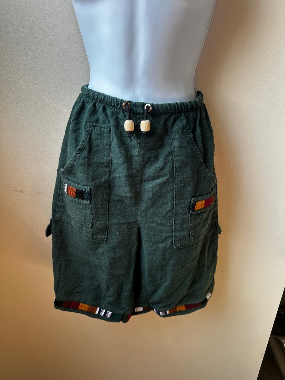Guatemalan Embroidered Shorts 90s Black Lounge Hippie Shorts Cargo Utility, S